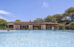 Peymeinade, Provence-Alpes-Côte d'Azur 06530