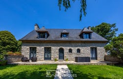 COMBOURG, Brittany 35270