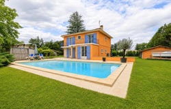 Coutras, Aquitaine 33230