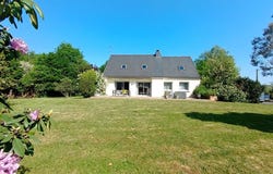 Le Sourn, Brittany 56300