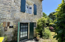 Aunac-sur-Charente, Poitou-Charentes 16460