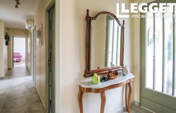Uzès, Occitanie 30700