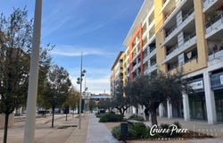 Nîmes, Languedoc-Roussillon 30000