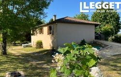 Hautefort, Nouvelle-Aquitaine 24390