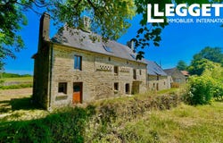 Camors, Brittany 56330