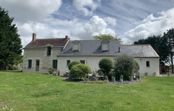 Noyers-sur-Cher, Centre 41140