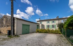 Saint-Georges-des-Coteaux, Poitou-Charentes 17810