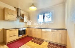 Ivry-La-Bataille, Haute-Normandie 27540