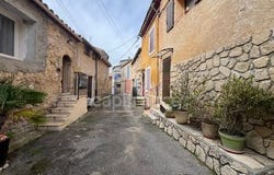 GREOUX LES BAINS, Provence-Alpes-Côte d'Azur 04800
