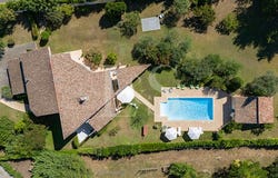 La Roque-sur-Pernes, Provence-Alpes-Côte d'Azur 84210