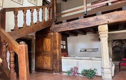 GOURDON, Bourgogne 71300
