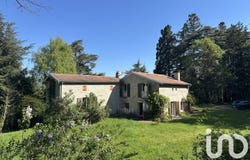 Le Chambon-Feugerolles, Auvergne-Rhône-Alpes 42500