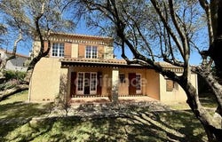 PERTUIS, Provence-Alpes-Côte d'Azur 84120