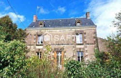 Avon-Les-Roches, Centre 37220