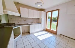 Arcis-sur-Aube, Grand Est 10700