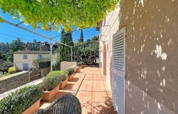 Cotignac, Provence-Alpes-Côte-d'Azur 83570