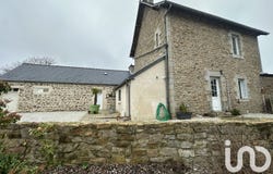 Plouaret, Brittany 22420