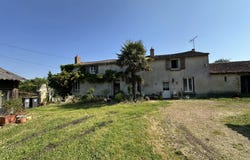 Thouars, Deux-Sèvres 79100