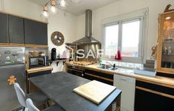Reims, Champagne-Ardenne 51100