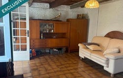 Cotignac, Provence-Alpes-Côte d'Azur 83570
