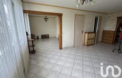 Saint-Germain-Laval, Île-de-France 77130