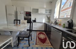 Romilly-sur-Seine, Grand Est 10100