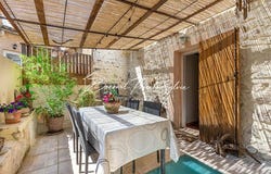 Fontaine-de-Vaucluse, Provence-Alpes-Côte d'Azur 84800