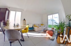 Changé, Pays de la Loire 53810