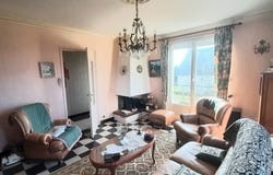 Brennilis, Brittany 29690