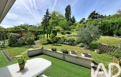 Grenay, Hauts-de-France 38540