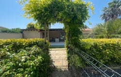 saint-saturnin-lès-avignon, Provence-Alpes-Côte d'Azur 84450