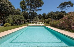 UCHAUX, Provence-Alpes-Côte d'Azur 84100