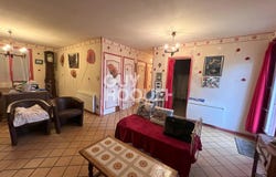 Curgy, Burgundy 71400