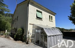 Aubenas, Auvergne-Rhône-Alpes 07200