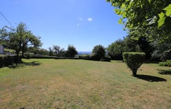 Brion, Burgundy 71190