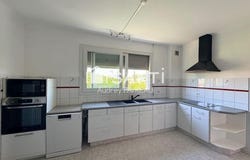 Parthenay, Poitou-Charentes 79200