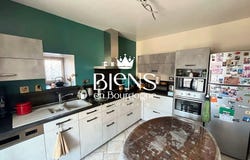 Nolay, Burgundy 21340
