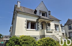 Rostrenen, Brittany 22110