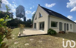Poigny-la-Forêt, Île-de-France 78125