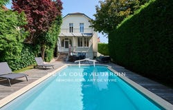 Dijon, Burgundy 21000