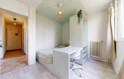 Rue Philippe Fabia, Lyon, Auvergne-Rhône-Alpes 69008
