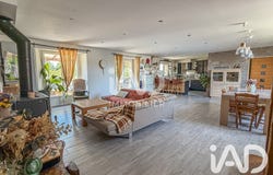 Montmirail, Grand Est 51210