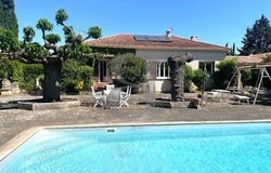 Sainte-Cécile-les-Vignes, Provence-Alpes-Côte d'Azur 84290