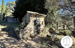 Saint-Etienne-du-Grès, Provence-Alpes-Côte-d'Azur 13103