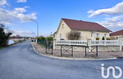 Dienville, Grand Est 10500