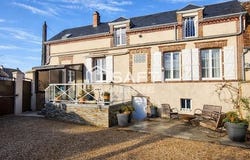 Cherisy, Centre 28500