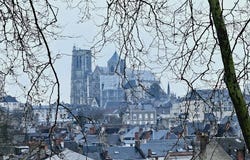 Bourges, Centre-Val de Loire 18000