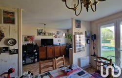 Ancy-le-Franc, Bourgogne-Franche-Comté 89160