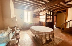 Courgis, Burgundy 89800