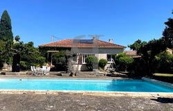 Sainte-Cécile-les-Vignes, Provence-Alpes-Côte d'Azur 84290